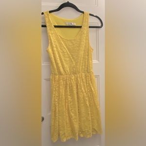 Forever 21, Yellow sleeveless lace dress